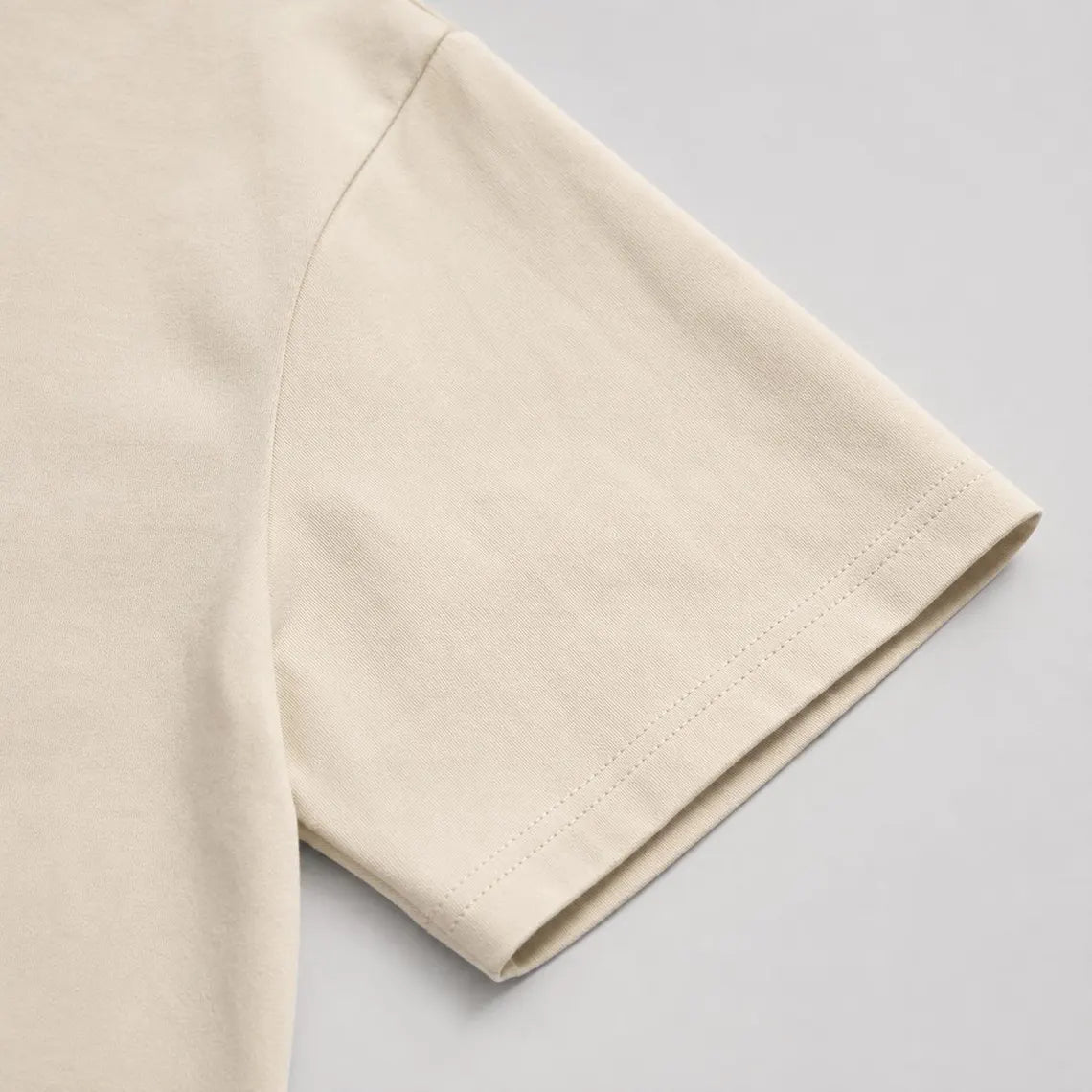 Heavyweight 280 gsm combed cotton fabric detail, close-up 2